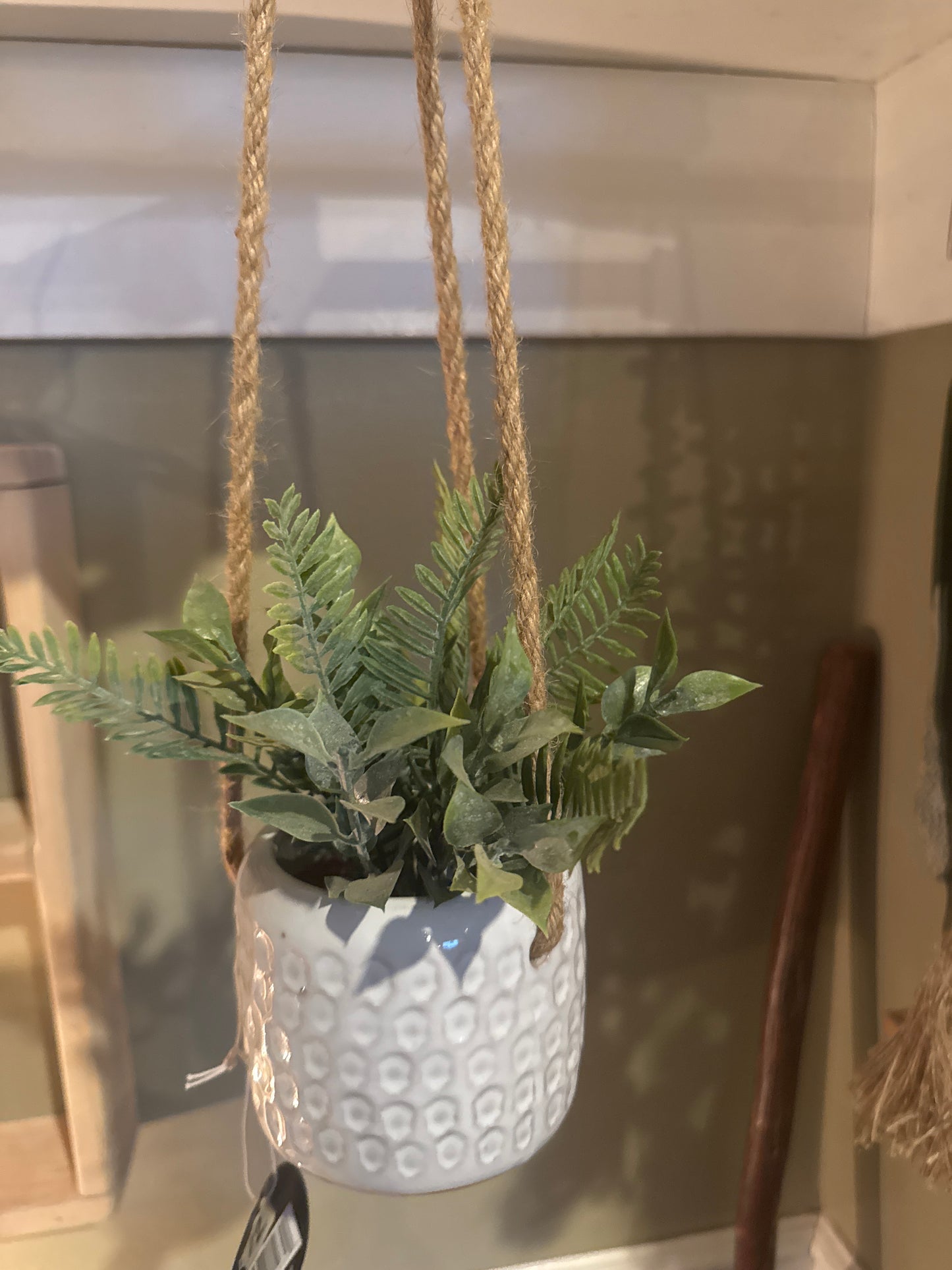 Ceramic plant holder